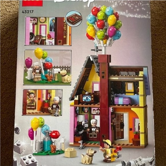LEGO Disney Pixar UP House
Lego Set RETIRED - Picture 10 of 10